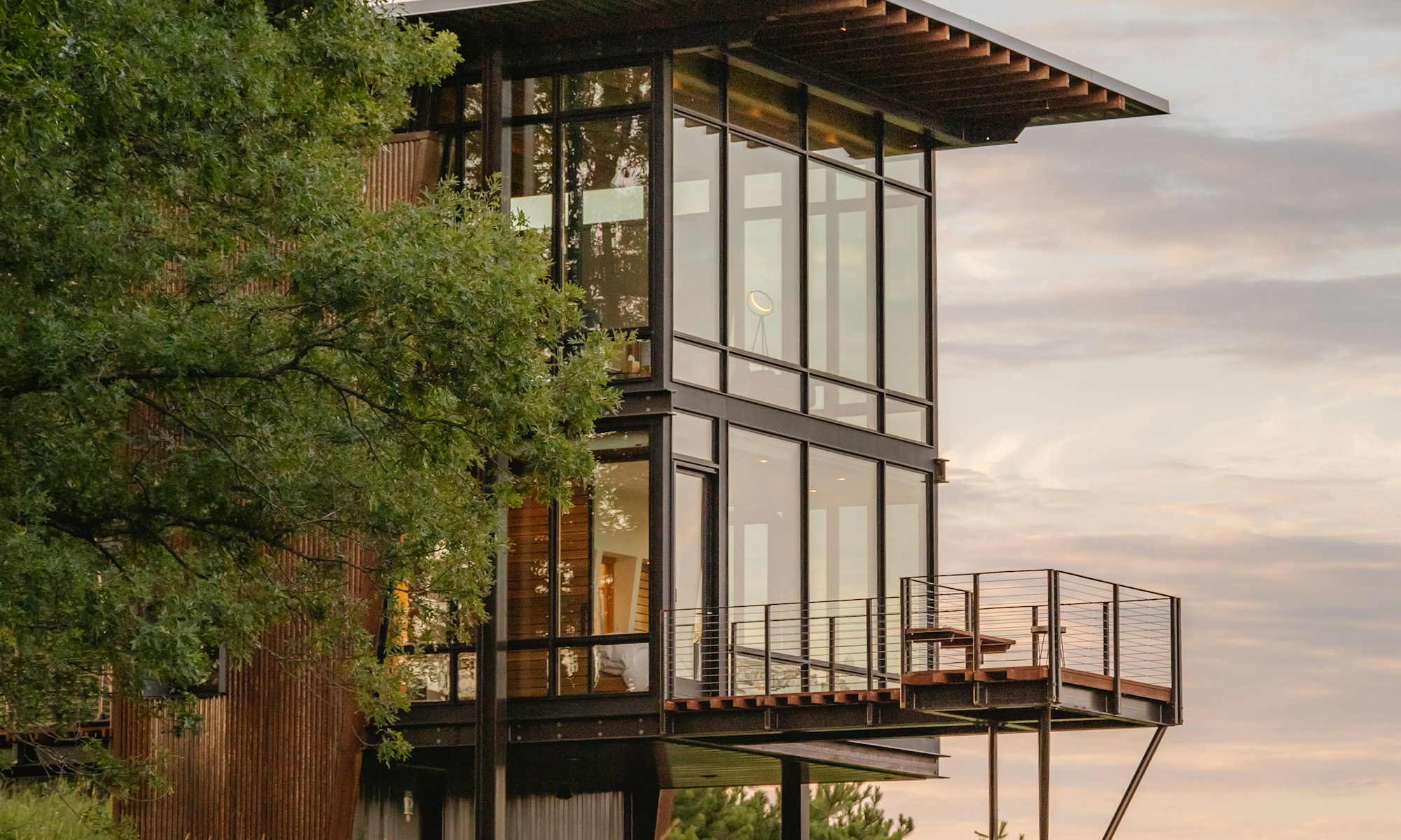 High-end glazen villa met uitzicht over het Limburgse heuvelland